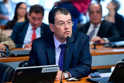 Senador Eduardo Braga