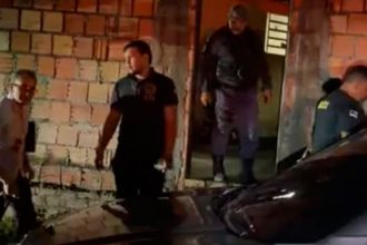 Policiais militares e investigadores