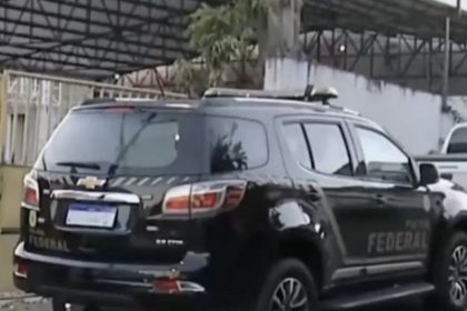 Na capital amazonense, agentes cumpriram mandados em uma oficina e em um condomínio de luxo (Foto: WhatsApp/Reprodução)