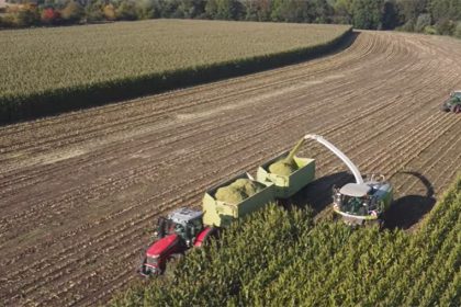 Agricultura: colheita mecanizada aumenta propdutividade em grandes lavouras (Imagem: YouTube/Reprodução)