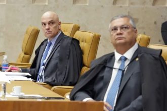 Alexandre de Moraes e Flávio Dino são relatores de ações sobre penduricalhos (Foto: Rosinei Coutinho/STF)
