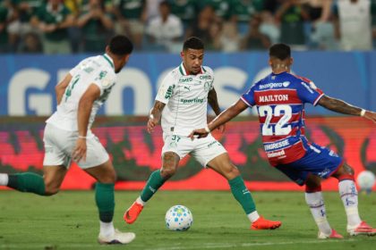 Riquelme em lance de jogo: Palmeiras perdeu, mas se classificou (Foto: Cesar Greco/Palmeiras/by Canon)