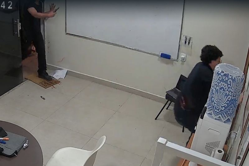 O professor Vinicius Siqueira Figueiredo falou pela primeira vez sobre o ataque (Foto: WhatsApp/reprodução)