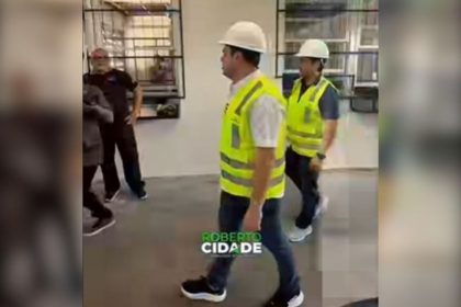 O magistrado deu prazo de 24 horas para o governador e candidato à reeleição Roberto Cidade (Foto: WhatsApp/reprodução)