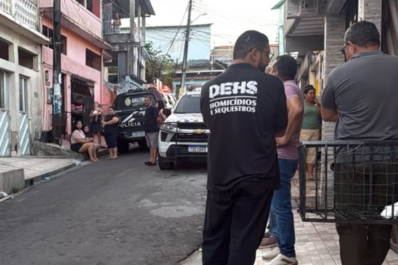 O caso aconteceu rua Alex Raiol, bairro Morro da Liberdade, zona sul de Manaus (Foto: WhatsApp/reprodução)