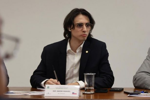 Amom Mandel é o único parlamentar do Norte que mantém dispostivo para controle de emenda parlamentar (Foto: Divulgação)
