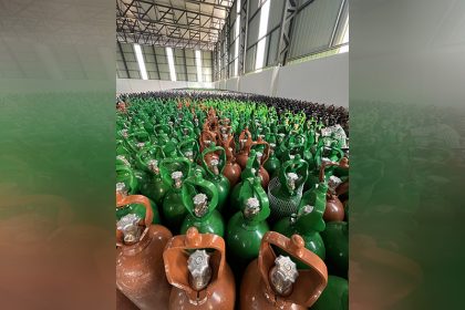 Cilindros de gás: fábrica em Manaus vai ampliar produção de gases medicinais (Foto: Divulgação)
