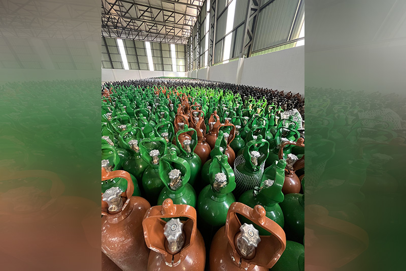 Cilindros de gás: fábrica em Manaus vai ampliar produção de gases medicinais (Foto: Divulgação)