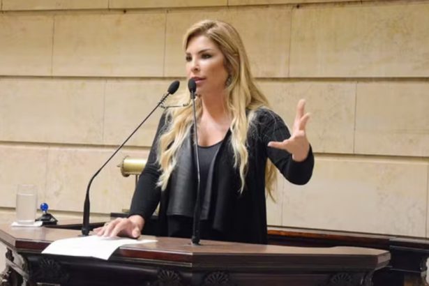 Ex-vereadora Verônica Costa (PL) é considerada foragida (Imagem: TVCMRJ/Reprodução)