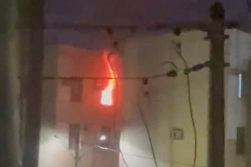 A vítima, um homem de 30 anos, estava inconsciente (Foto: WhatsApp/reprodução)