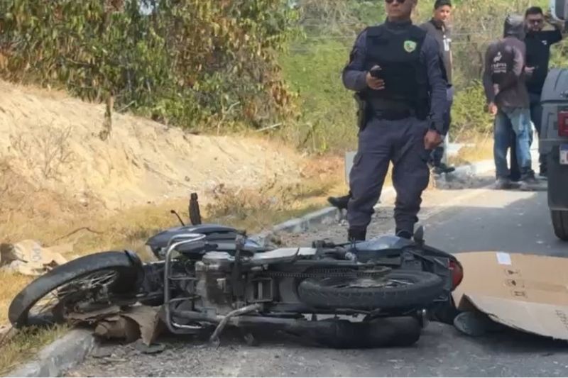 Marlon Alves de Freitas, de 22 anos, teve a cabeça esmagada pela roda do veículo (Foto: WhatsApp/reprodução)