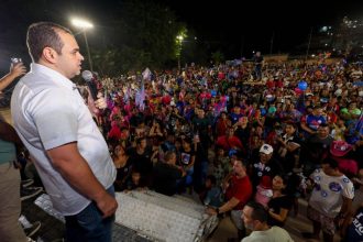 O anúncio foi feito por Roberto Cidade durante encontros com apoiadores na zona Leste de Manaus (Foto: Divulgação)