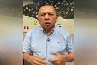Anderon Sousa explicou em vídeo que não cometeu crime e que foi detido arbitrariamente (Imagem: Facebook/Reprodução)