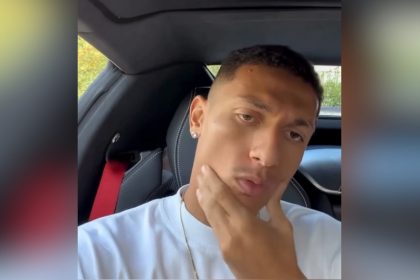 Richarlison se manifestou pelas redes sociais sobre posse de ilha em Angra dos Reis (Imagem: Facebook/Reprodução)