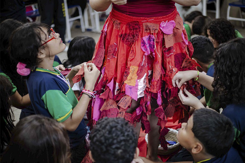 Saia de retalhos será exposta ao público (Foto: Margarita Rengifo/Divulgação)