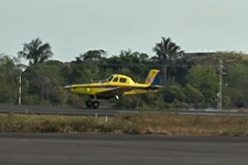 avião de combate aos incêndios florestais