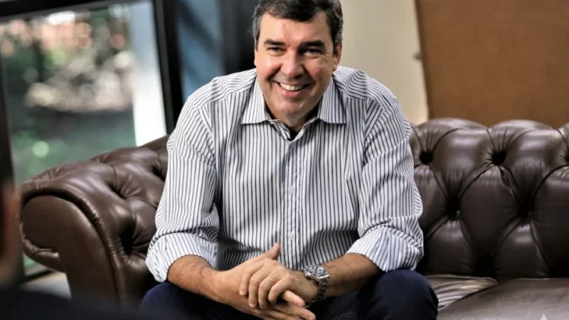 Governador Eduardo Riedel foi reeleito no Mato Grosso do Sul (Foto: Dibvulgação)