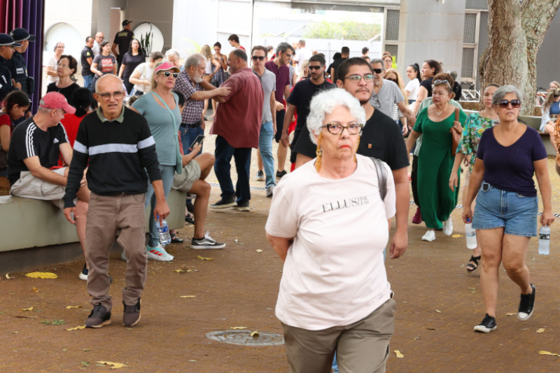 Idosos em seção eleitoral em Brasília: abstenção diminuiu entre eleitores 60+ (Foto: Lula Marques/ABr)