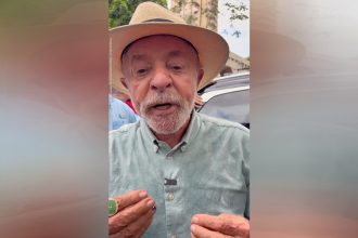 Presidente Lula disse que Brasil vai pra frente com distribuição de livros e seriedade (Imagem: Facebook/Reprodução)
