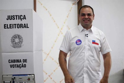 Governador Roberto Cidade ao votar: combateu o bom combate (Foto: Divulgação)